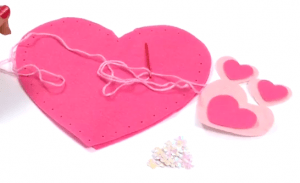 MINI_HEART_CUSHIONS_PIC_2