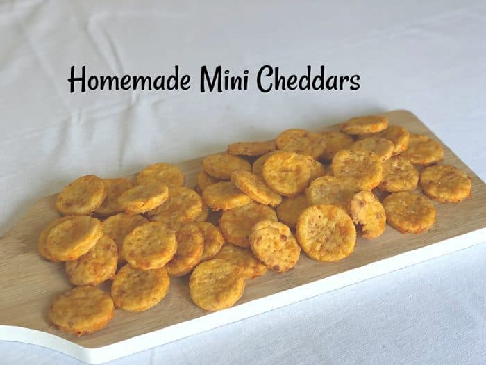 Amazing Homemade Mini Cheddars! Tasty, easy and cheap!