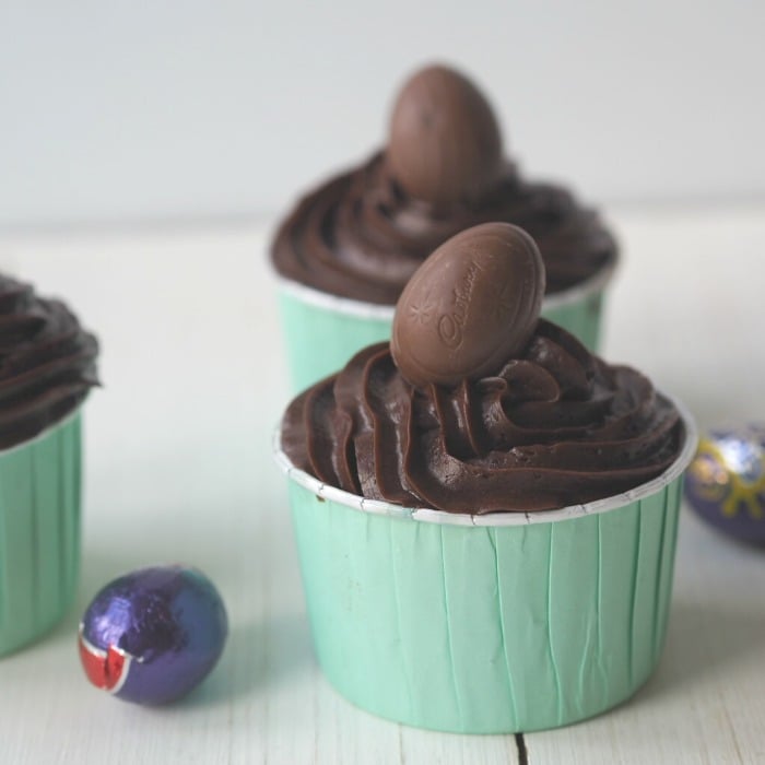 Cadbury's creme egg cupcakes