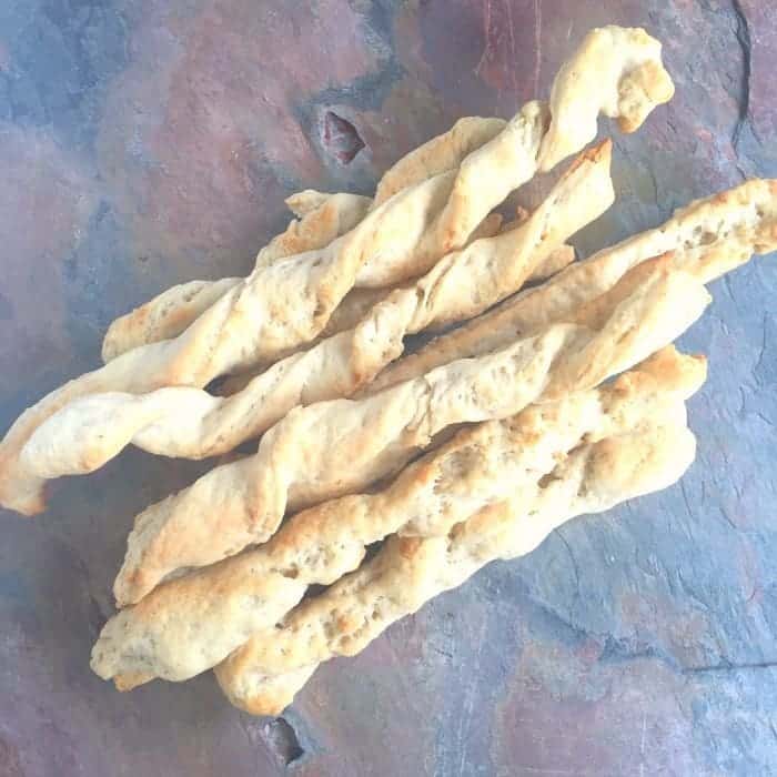 Homemade breadsticks recipe - easy to make and delicious to eat. This is a great recipe if you're wanting to do some cooking with the kids and it goes great with all sorts of dips and soups.