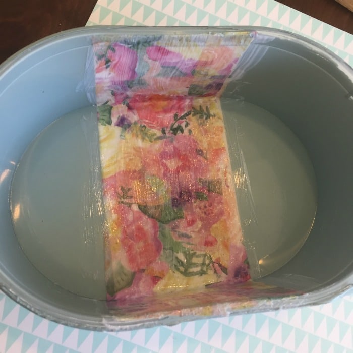 How to upcycle an empty ice cream carton into a pretty gift or storage box....