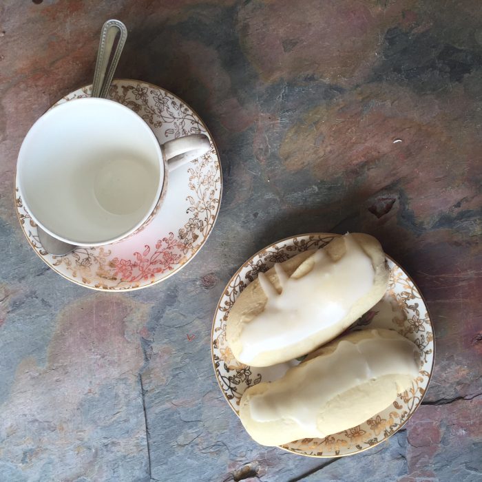 Super easy iced bun recipe.... The Diary of a Frugal Family