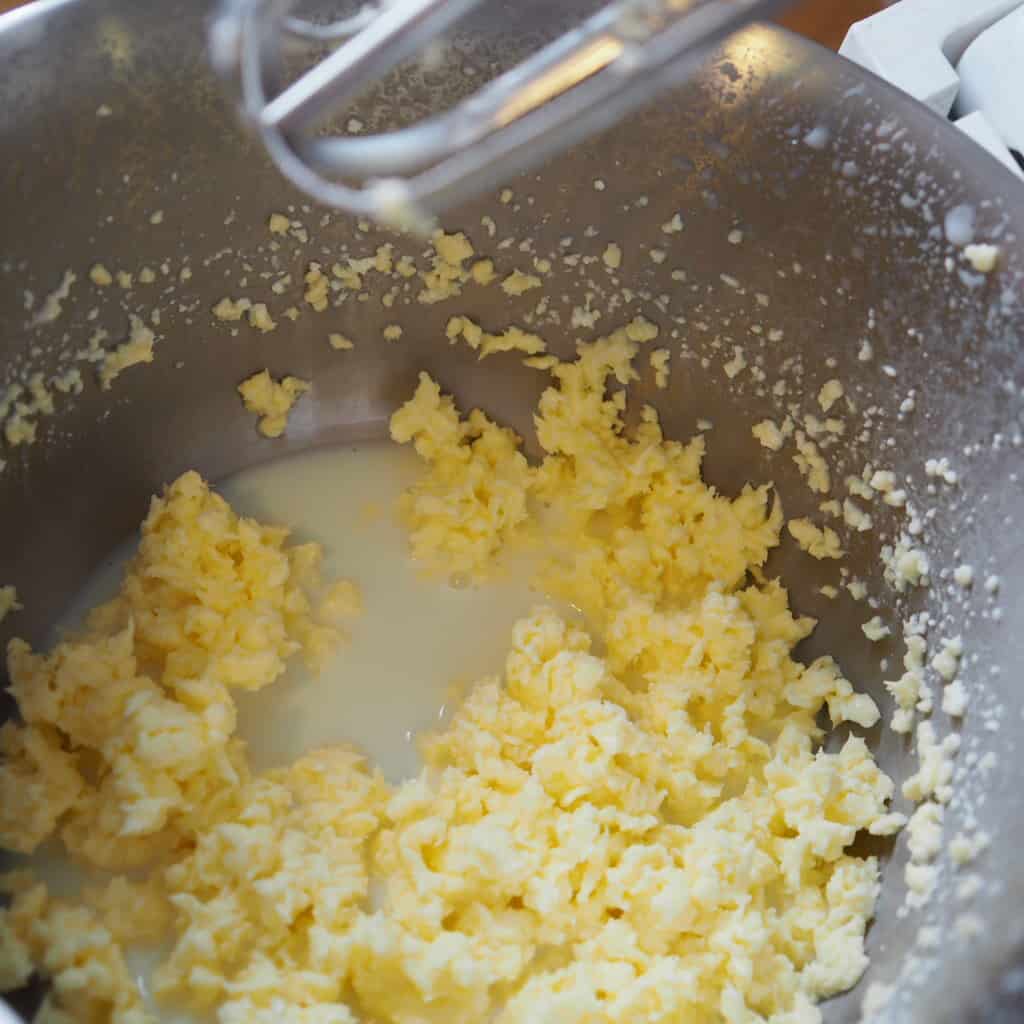 How to make butter from cream.... The Diary of a Frugal Family