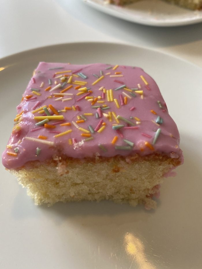 School Dinner Cake {AKA Sprinkle Cake}.... The Diary of a Frugal Family