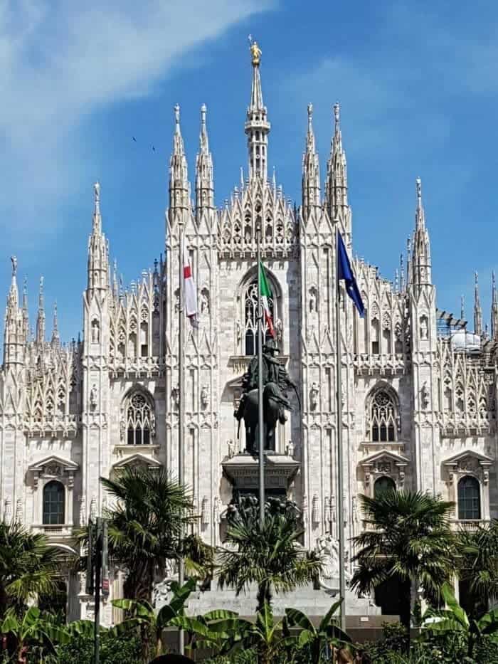 Milan on a budget - visiting the Duomo....